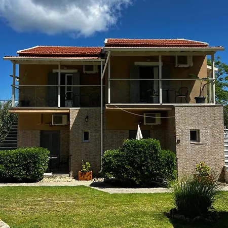 Armonia & Apartment Perivolion